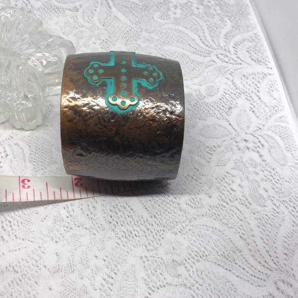 Artisan antique brass tone cross statement cuff bracelet - Picture 4 of 4